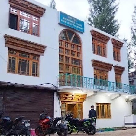 Hotel Border View Kargil Esterno foto
