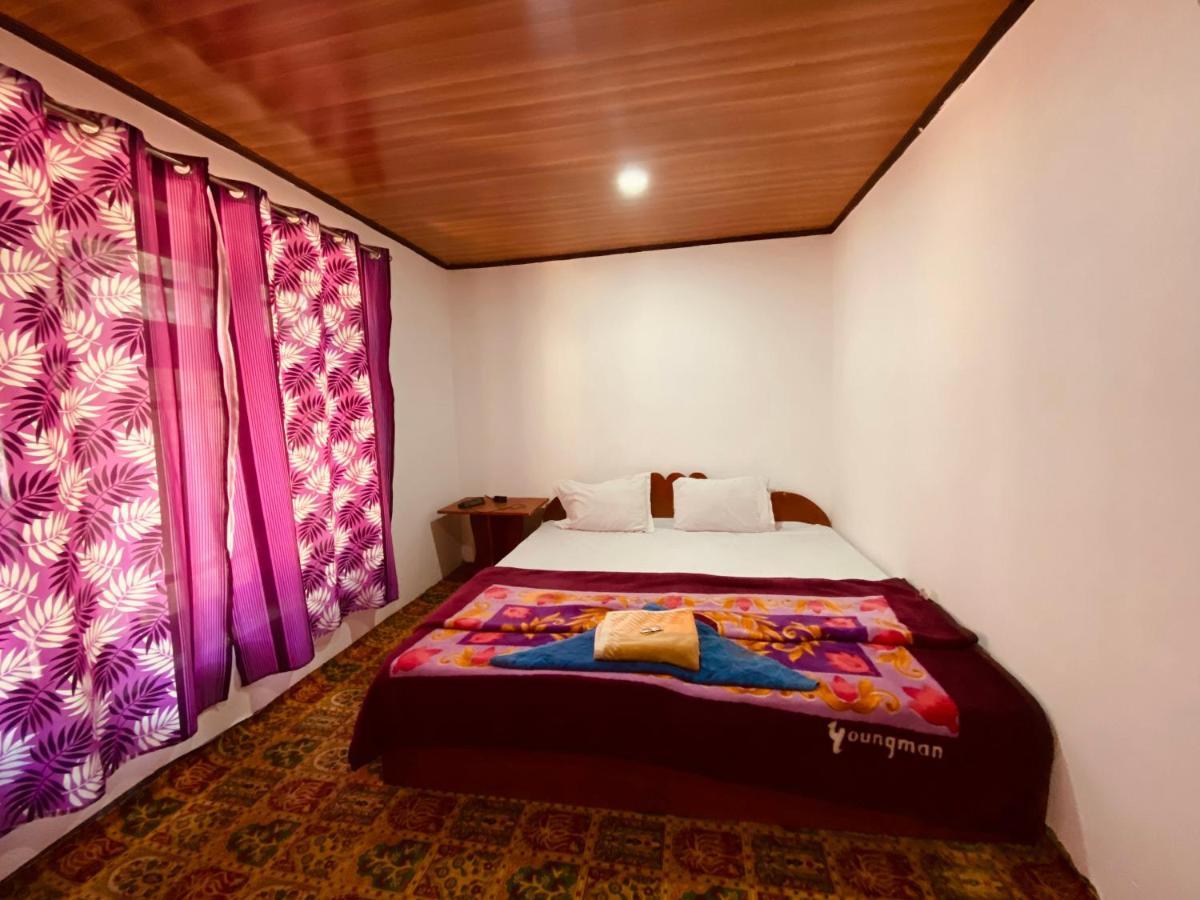 Hotel Border View Kargil Esterno foto