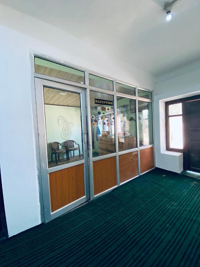 Hotel Border View Kargil Esterno foto